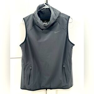 Nike Aerolayer Training Vest.  NWOT.